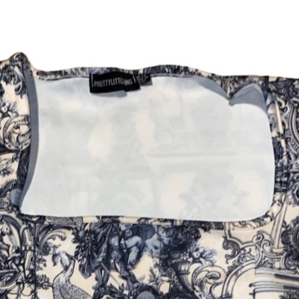 PLT RENAISSANCE CROP TOP - Picture 2 of 2